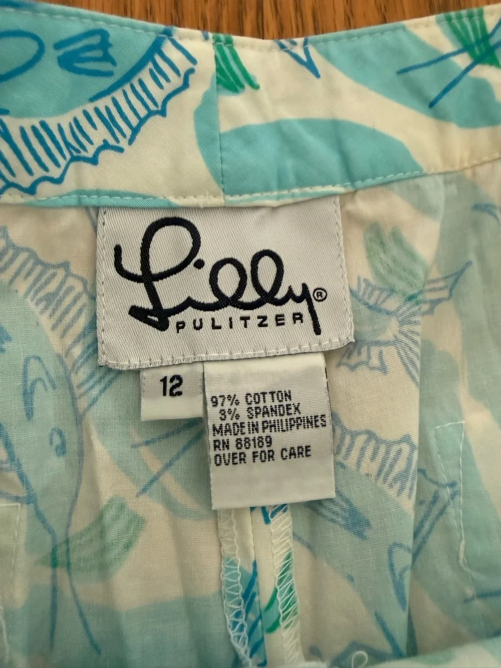 Lilly Pulitzer Blue Marlin Print Capri, Vintage, Womens Size 12 - Picture 5 of 9